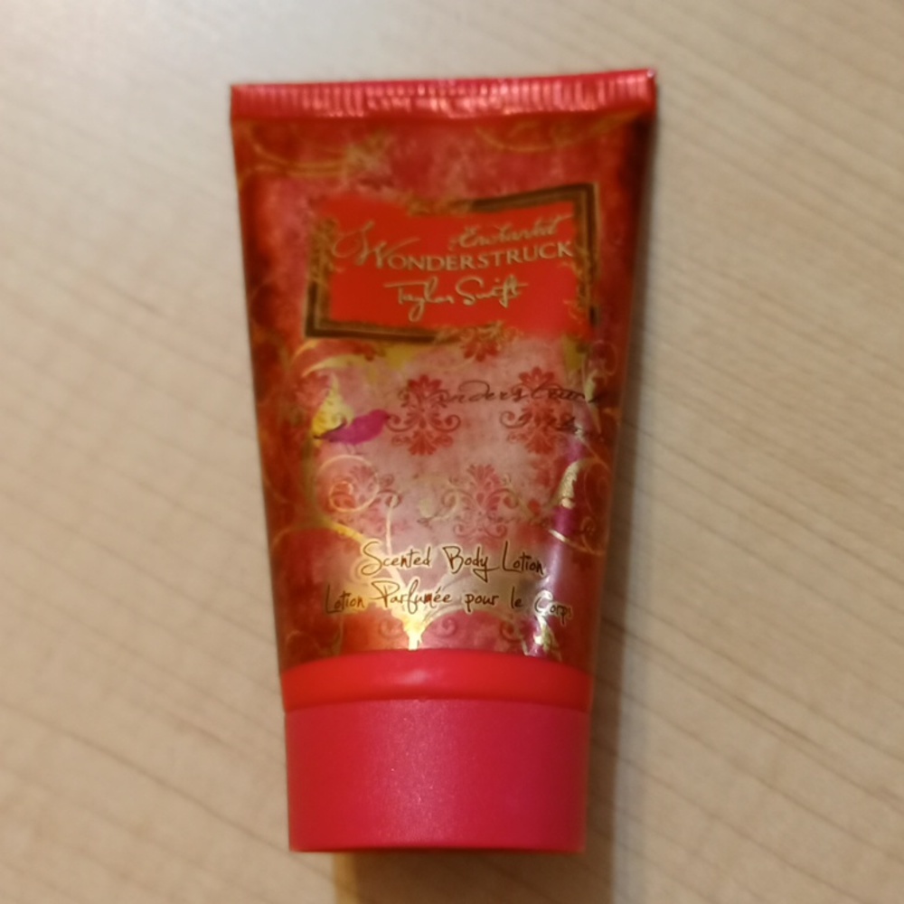 🆕 Taylor Swift Enchanted  Wonderstruck Scented Body Lotion 50ml